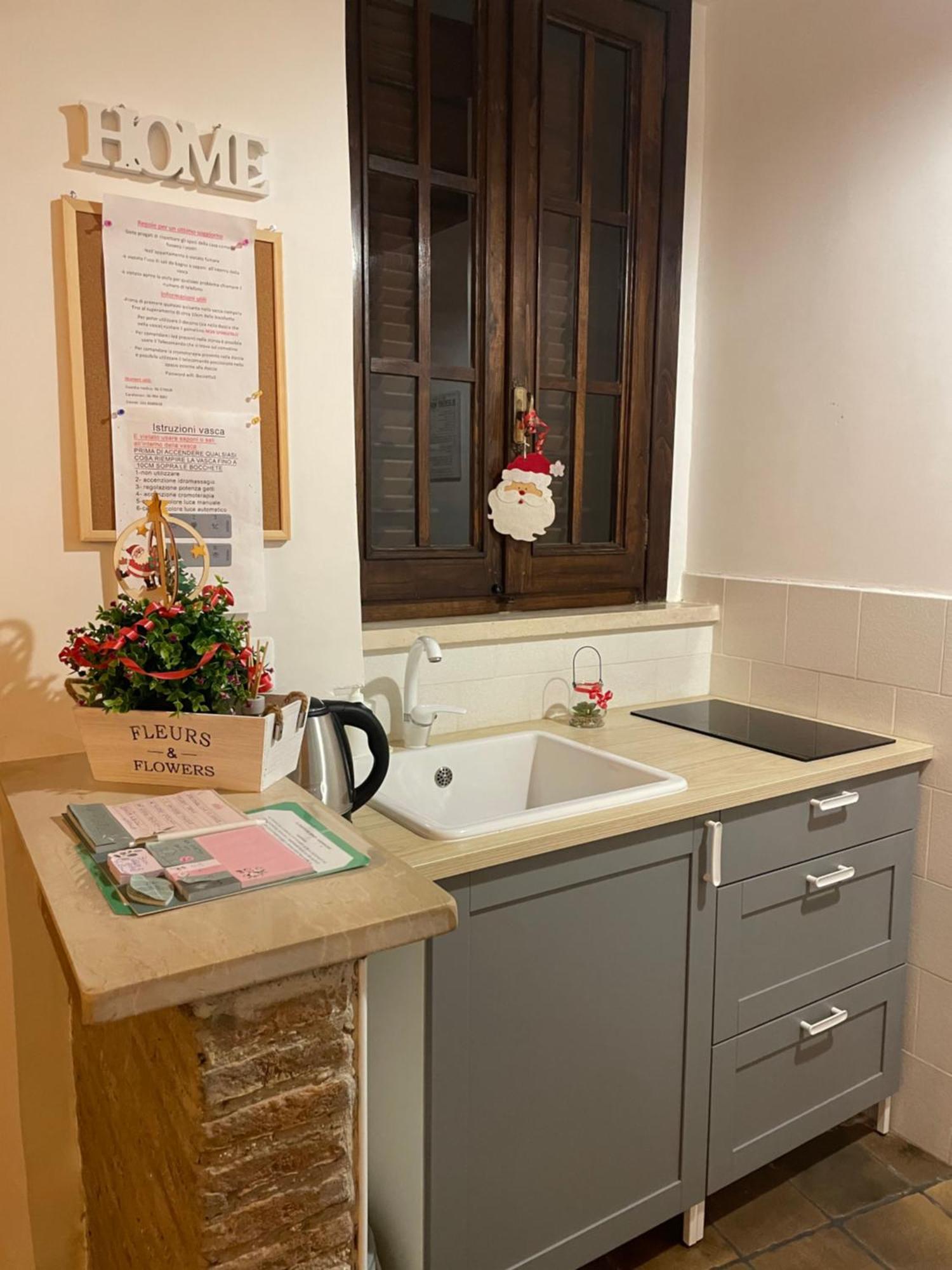“La Casetta Nel Borgo” Cerveteri Eksteriør bilde